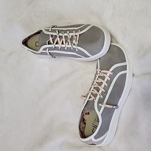 HEY DUDE Katrina Joy -New Condition